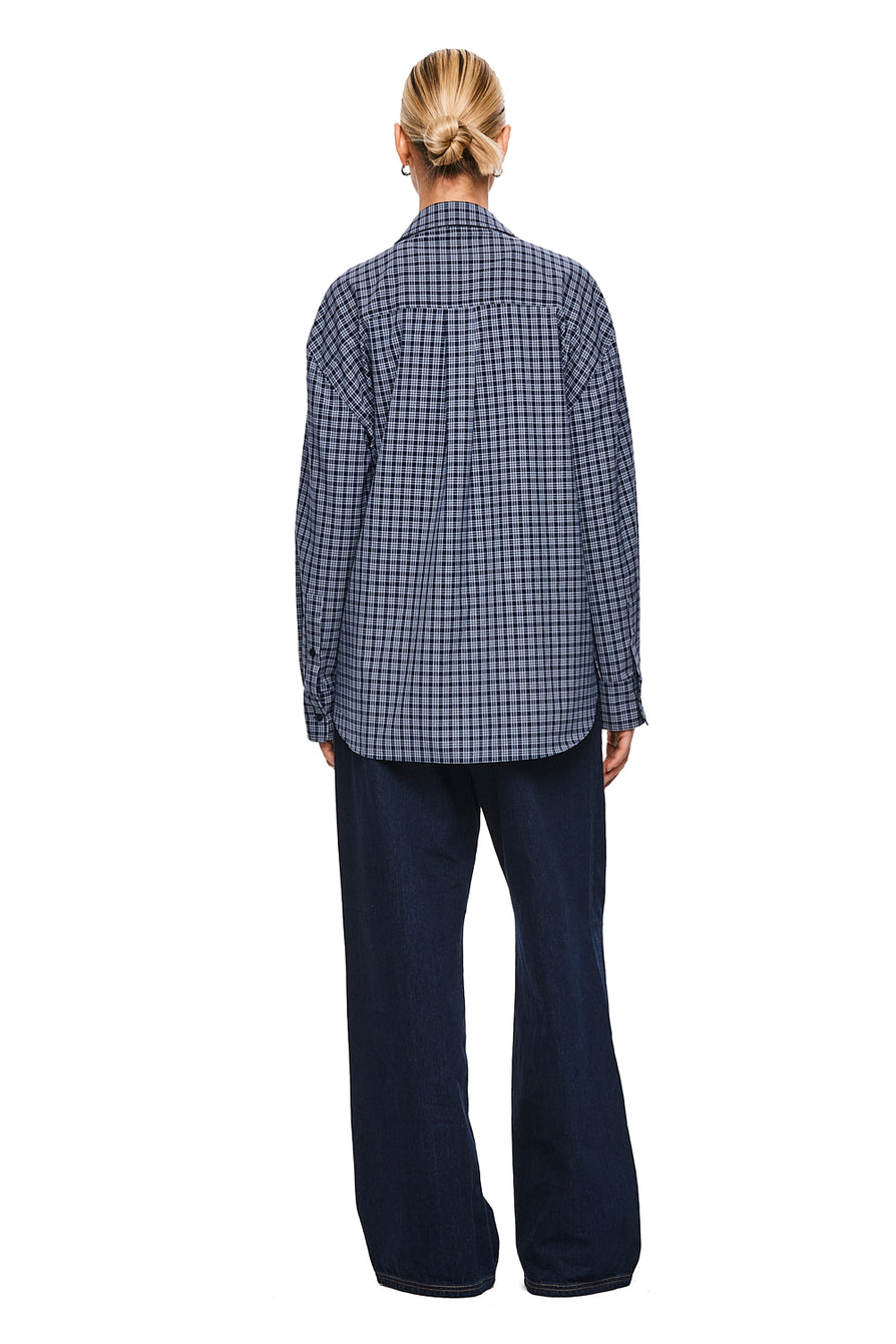 THE PAX NAVY SHIRT | MODEL