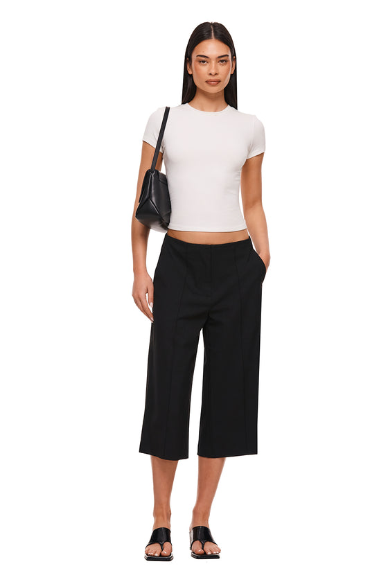 THE RHEA BLACK BERMUDA SHORT