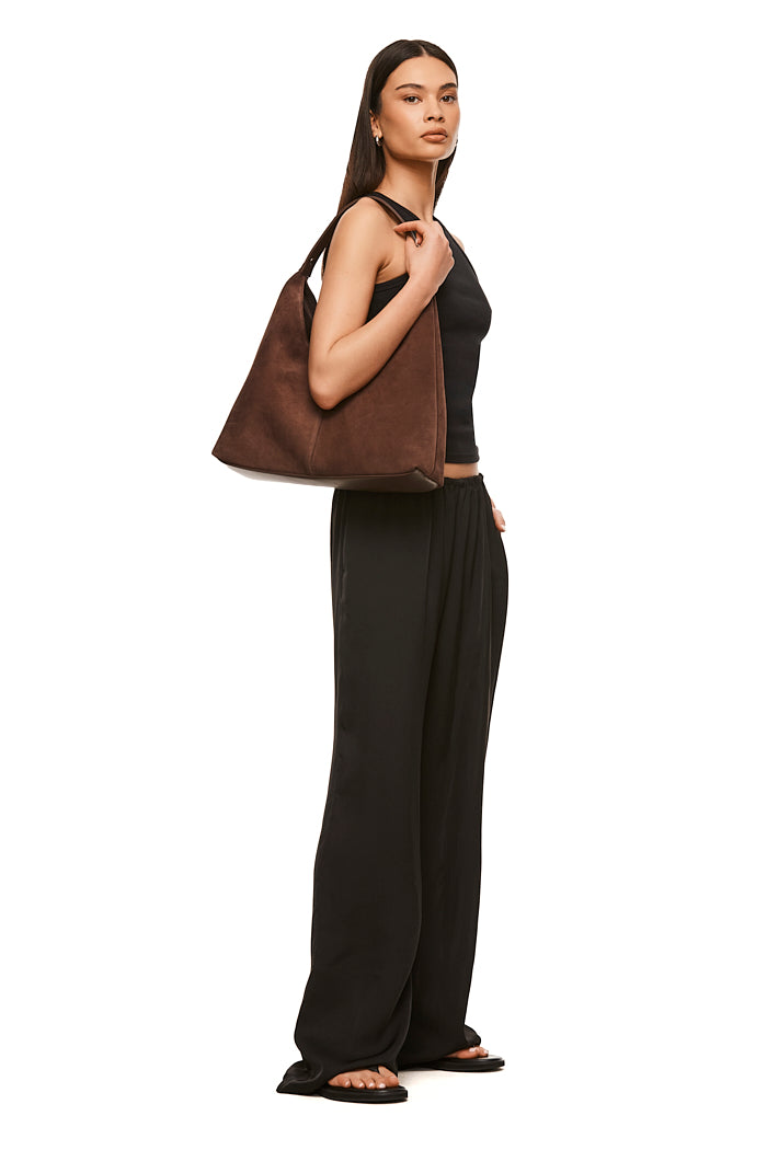 THE RENEE CHOC BAG | model