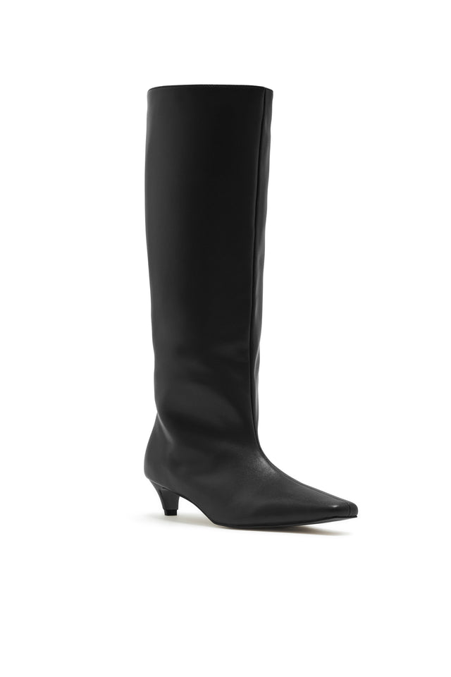 THE SARINA BLACK BOOT 