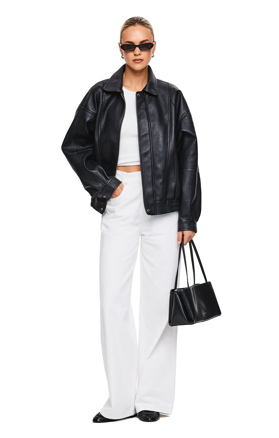 THE TURNER WHITE JEAN | MODEL