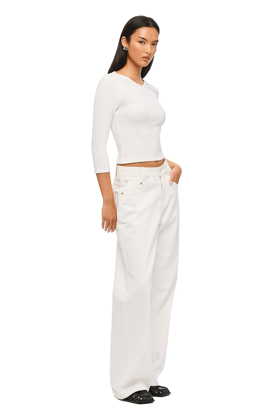 THE DENVER WHITE TOP | MODEL
