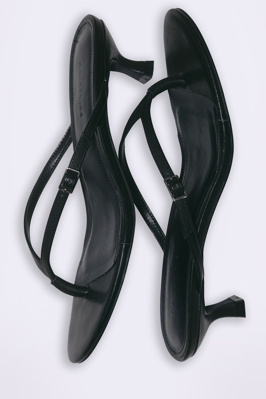 THE TAYLA BLACK HEEL | campaign