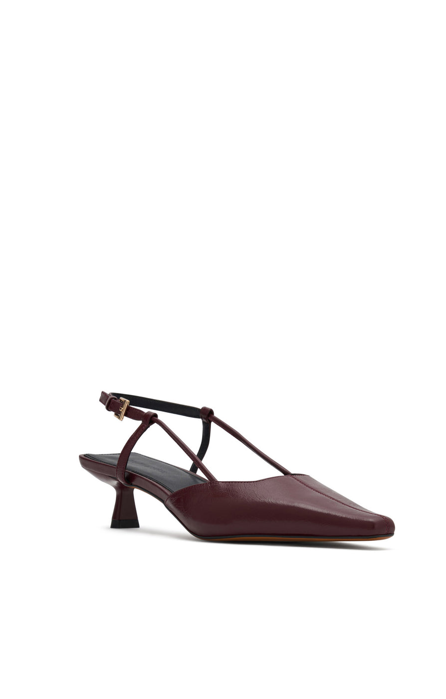 THE DOLLY BURGUNDY HEEL