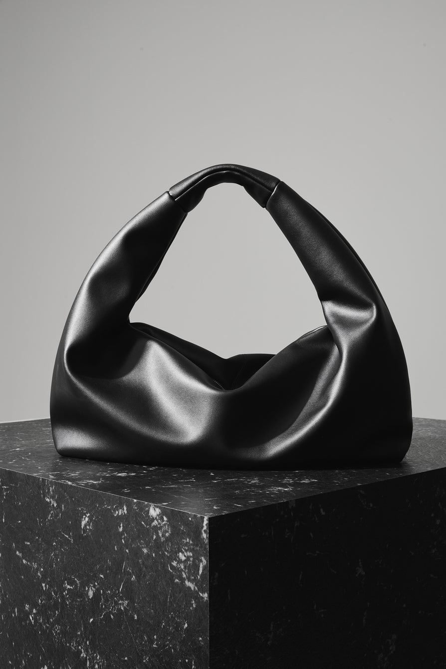 THE JILL BLACK BAG | campaign