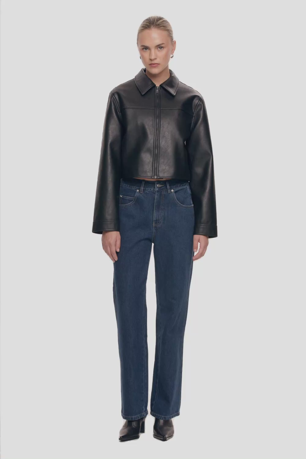THE XAVIER DARK BLUE JEAN | VIDEO