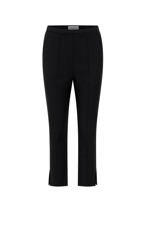 THE SHILOH BLACK CAPRI PANT 